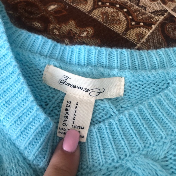 Comfy knit shirt/sweater from Forever 21! - Picture 2 of 2